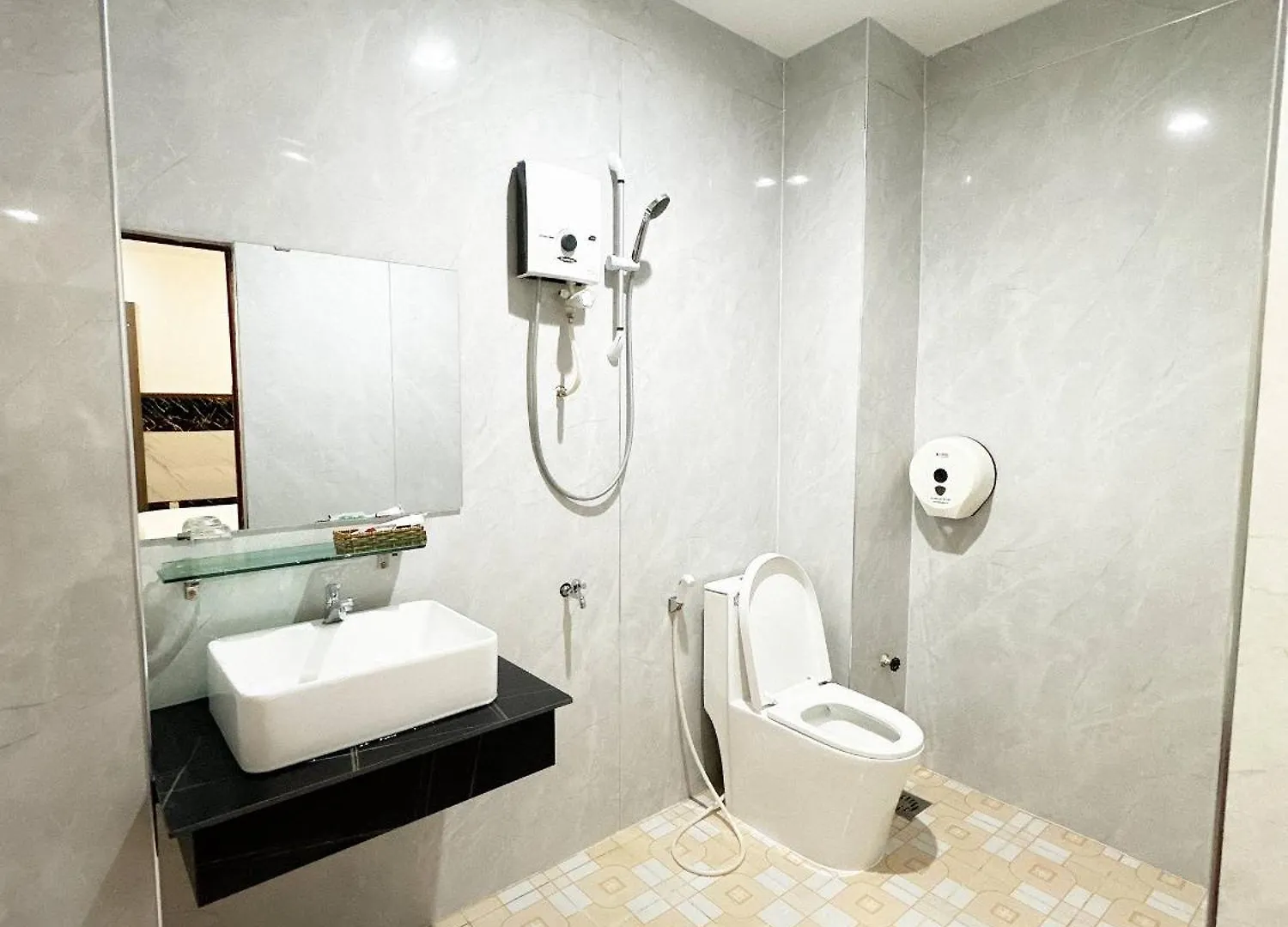 Hotel Phuc Khang Ho Chi Minh City 0*,  Vietnam